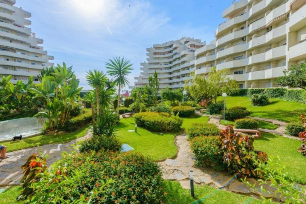 Apartamento 215. Primera Linea De Playa. Benalmádena Zewnętrze zdjęcie